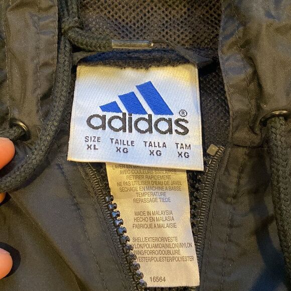 VTG Adidas Windbreaker Jacket size XL 3 stripes on sleeve big spell out on  back - Picture 4 of 12